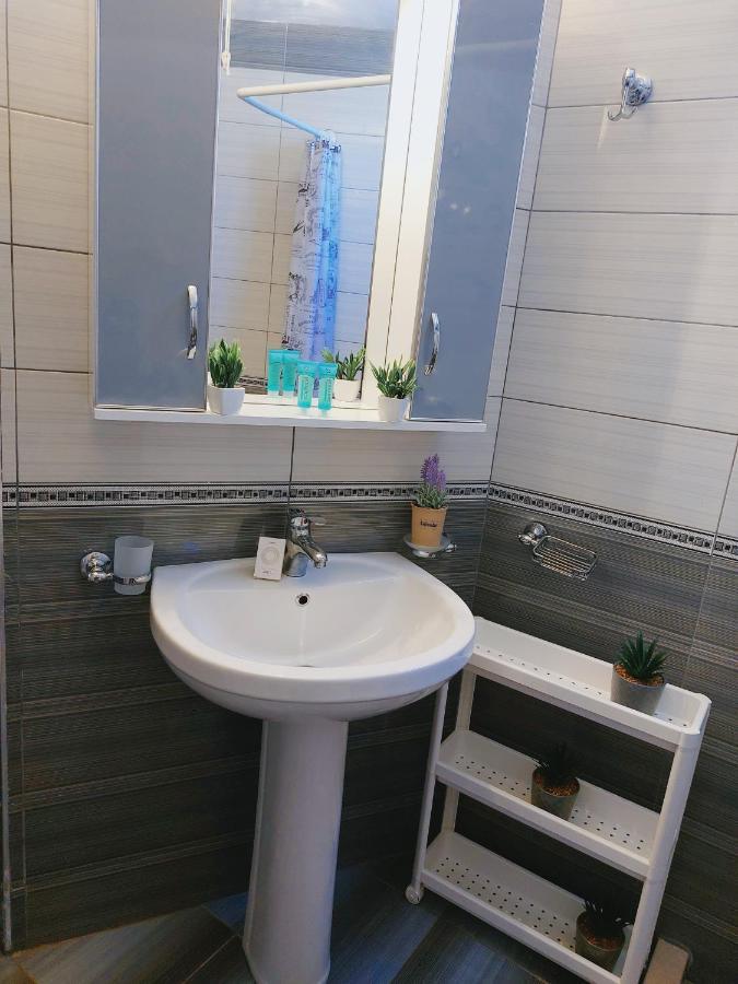 Orange Guest House Dhermi Ngoại thất bức ảnh