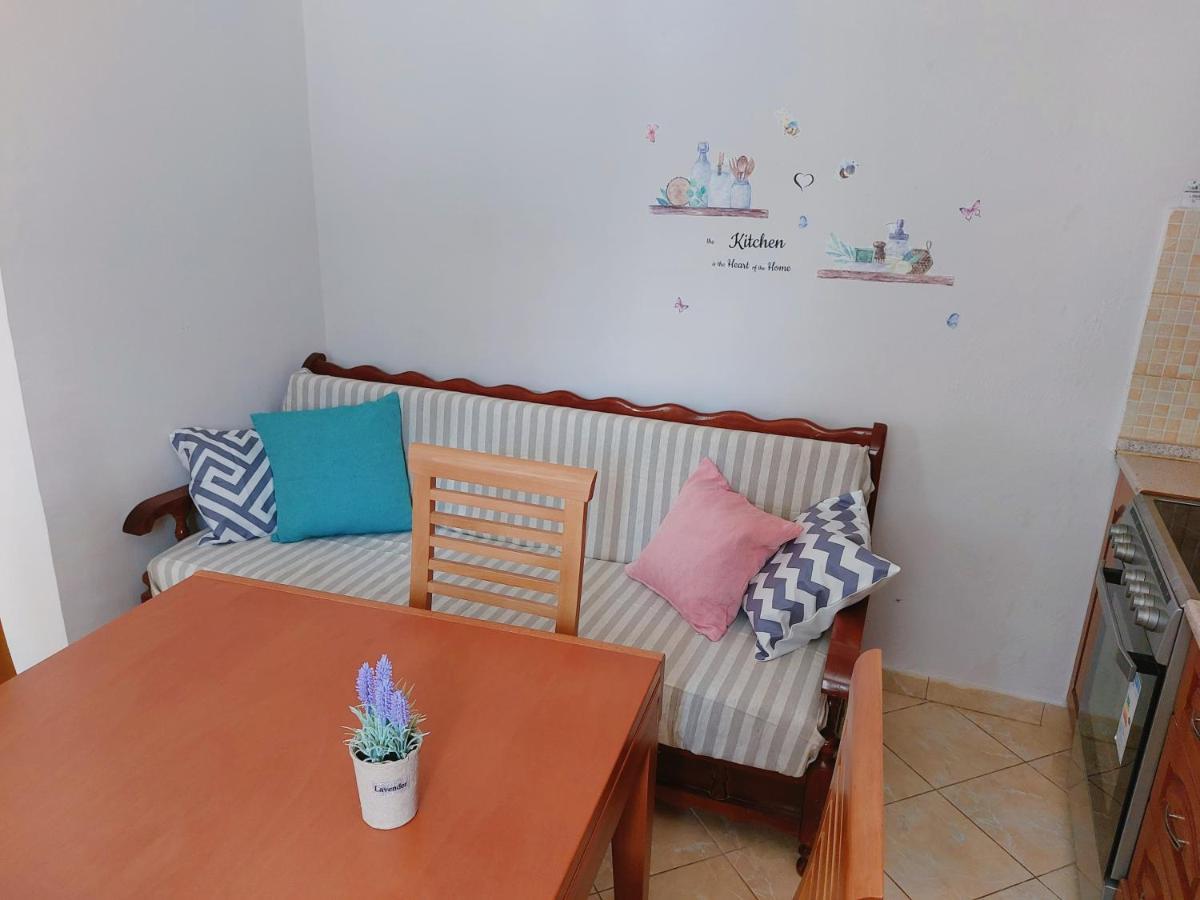 Orange Guest House Dhermi Ngoại thất bức ảnh